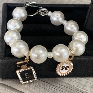 White Faux Pearl Charm Bracelet Perfume Bottle No 5 Bow Rhinestone 7 Inch